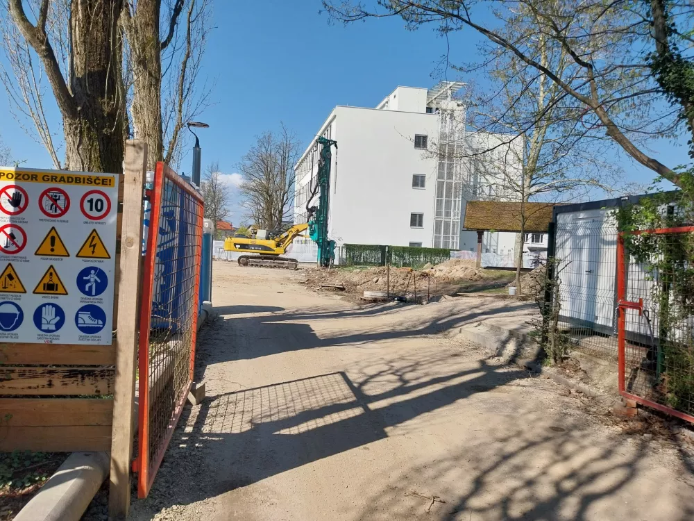 Nova enota Vrtca Trnovo na Karunovi bo imela 12 oddelkov. Foto: Vanja Brkić