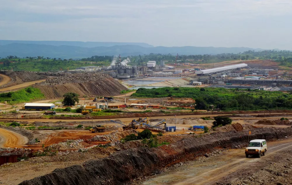 FILE PHOTO: A view of processing facilities at Tenke Fungurume, a copper and cobalt mine 110 km (68 miles) northwest of Lubumbashi in Congo's copper-producing south. Picture taken January 29, 2013.  REUTERS/Jonny Hogg/File Photo