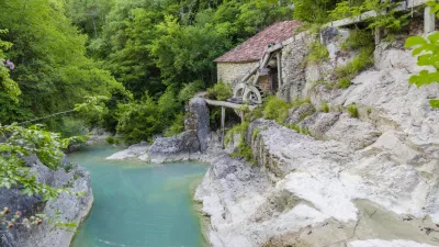 Zapu&scaron;čeni mlin v Kotlah Foto: iStock