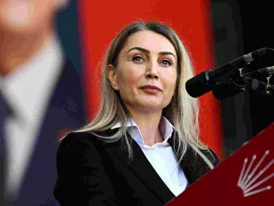 Dilek Imamoglu, wife of jailed Istanbul Mayor Ekrem Imamoglu, attends a rally to protest against the arrest of Istanbul Mayor Ekrem Imamoglu as part of a corruption investigation, in Istanbul, Turkey, March 29, 2025. REUTERS/Dylan Martinez