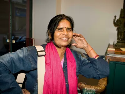 2WE53XP SAMPAT PAL DEVI INDIAN ACTIVIST