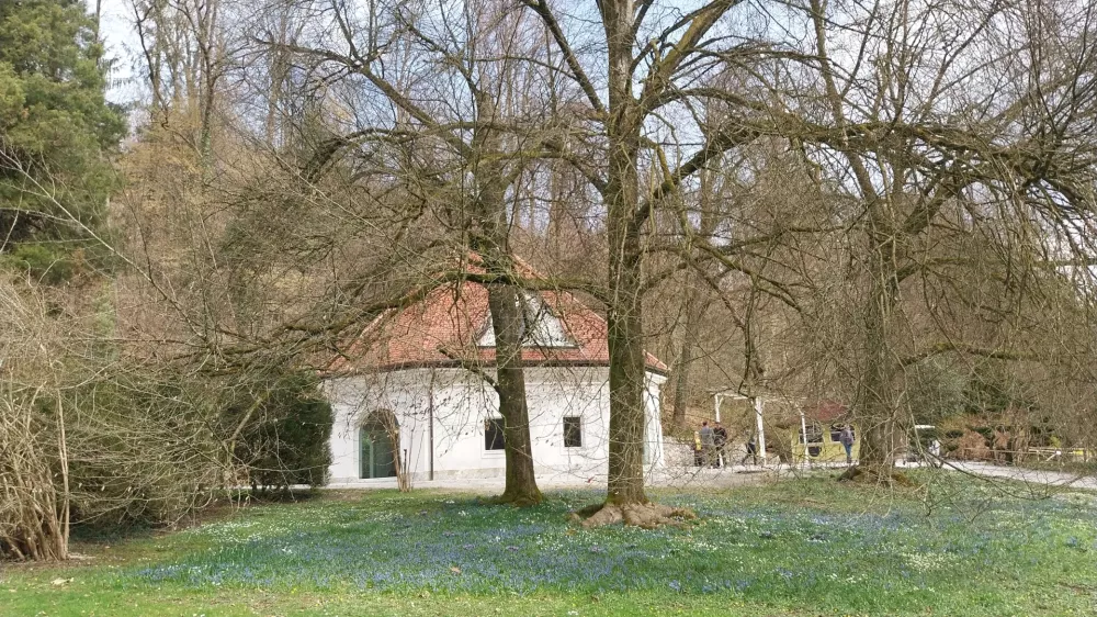 Galerija v Volčjem Potoku bo zdaj goste sprejemala vse leto. Foto: Vesna Levičnik