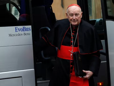 FILE PHOTO: Cardinal Theodore Edgar McCarrick from U.S. arrives for a meeting at the Synod Hall in the Vatican March 7, 2013. Catholic cardinals said on Tuesday they wanted time to get to know each before choosing the next pope and meanwhile would seek more information on a secret report on alleged corruption in the Vatican. REUTERS/Alessandro Bianchi/File Photo