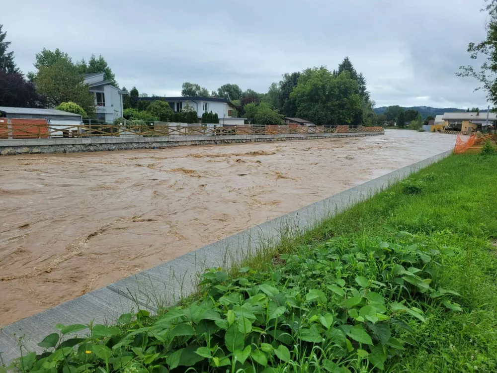 Stanje med poplavami na odseku B2 Etape 1A, Grada&scaron;čica. / Foto: Gradascica.si