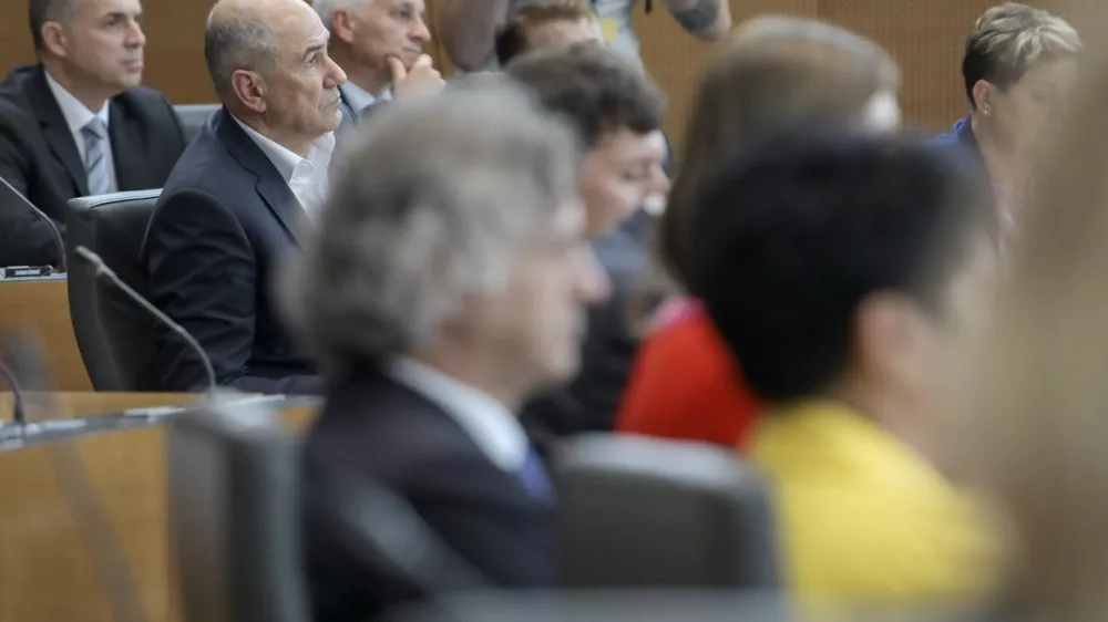 predsednik SDS Janez Jan&scaron;a- 25.05.2022 &ndash; izredna seja DZ, na kateri bodo glasovali o kandidatu za mandatarja, dr. Robertu Golobu in razrezu delovnih teles DZ /FOTO: Jaka Gasar / Foto: Jaka Gasar