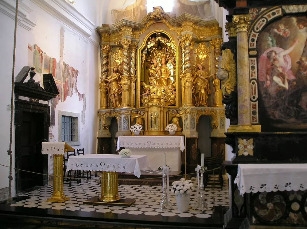 Notranjost cerkve na Blejskem otoku / Foto: Wikipedia