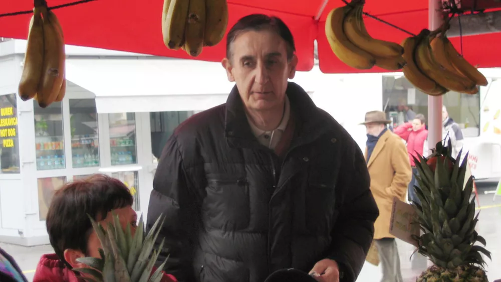 Aljo&scaron;a Žorga, nekdanji ko&scaron;arkar na tržnici / Foto: Vito Avgu&scaron;tin