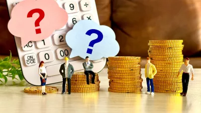 Thinking about investment questions and money worries / Foto: 78image