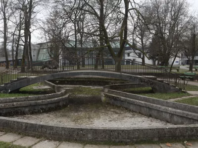 Bloudkov park v Tivoliju bo prenavljala družba Lesnina MG oprema. Foto: Bojan Velikonja&nbsp;