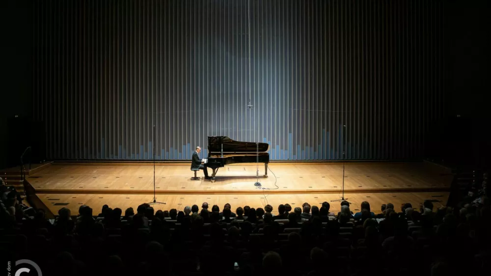 Simon Trpčeski, klavir // Srebrni abonma9. 4. 2025, Gallusova dvoranaFoto: Katja Kodba