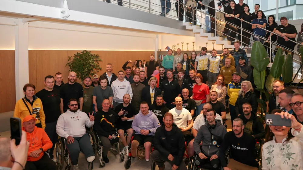 Britain's Prince Harry poses with patients as he visits the Superhumans Centre in Lviv, Ukraine, April 10, 2025. Superhumans Centre/Handout via REUTERS THIS IMAGE HAS BEEN SUPPLIED BY A THIRD PARTY. NO RESALES. NO ARCHIVES. MANDATORY CREDIT