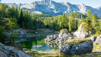 Razočarala ga je člove&scaron;ka du&scaron;a, zato je zapustil ta majhen ko&scaron;ček raja na Zemlji. / Foto: Istock
