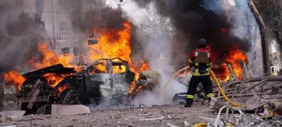 Firefighters work at the site of a Russian missile strike, amid Russia's attack on Ukraine, in central Sumy, Ukraine April 13, 2025. Press service of the State Emergency Service of Ukraine/Handout via REUTERS ATTENTION EDITORS - THIS IMAGE HAS BEEN SUPPLIED BY A THIRD PARTY. DO NOT OBSCURE LOGO.