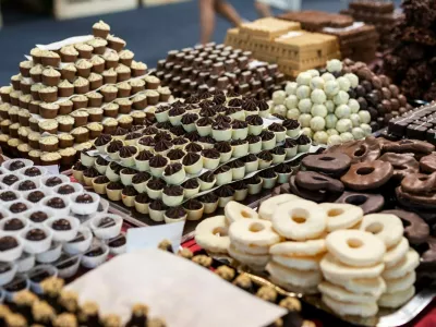 Rdeča nit festivala ostaja vsa leta enaka &ndash; ljubezen do vina in čokolade. F Turizem Podčetrtek 