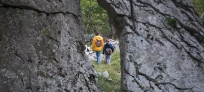 Vabilo velja tudi na ogled živega muzeja v okolici Sežane. F Jošt Gantar