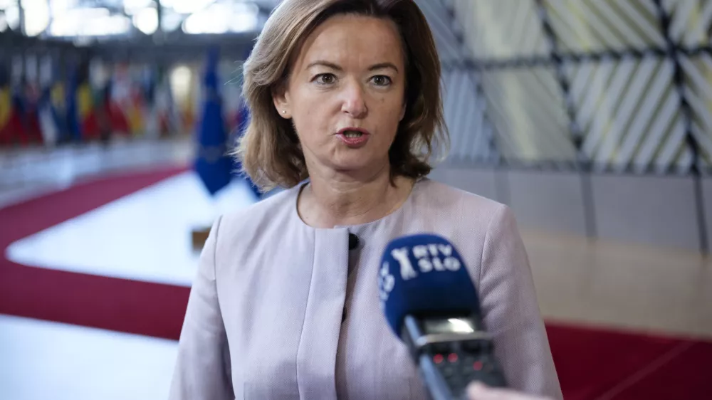 Bruselj, stavbi Europa.Ministrica za zunanje in evropske zadeve Tanja Fajon ob koncu zasedanja zunanjih ministrov EU na sedezu Sveta EU v Bruslju.