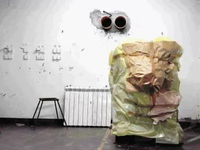 V hi&scaron;i groze in strahu so na&scaron;li aparat za mletje mesa, v katerem so forenziki potrdili prisotnost biolo&scaron;kih sledi domnevnih dveh žrtev srbskega mafijskega klana.