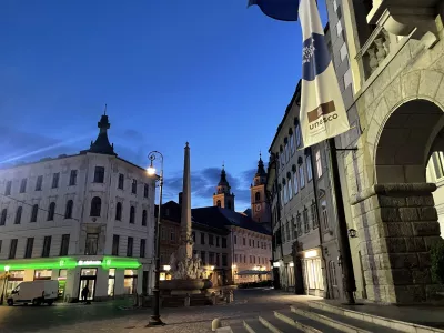 Nekateri poslovni komitenti OTP banke že drugi dan ne morejo uporabljati spletne in mobilne banke. Zanje banka pripravlja alternativne re&scaron;itve za izvajanje plačilnih storitev. Foto: arhiv Dnevnika