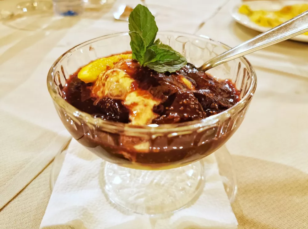 Vanilijev sladoled s pečenimi figami v žganju, Gostilna Korte