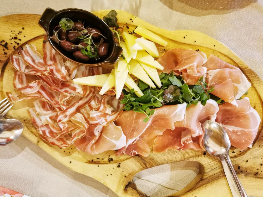 Narezek, Gostilna Korte