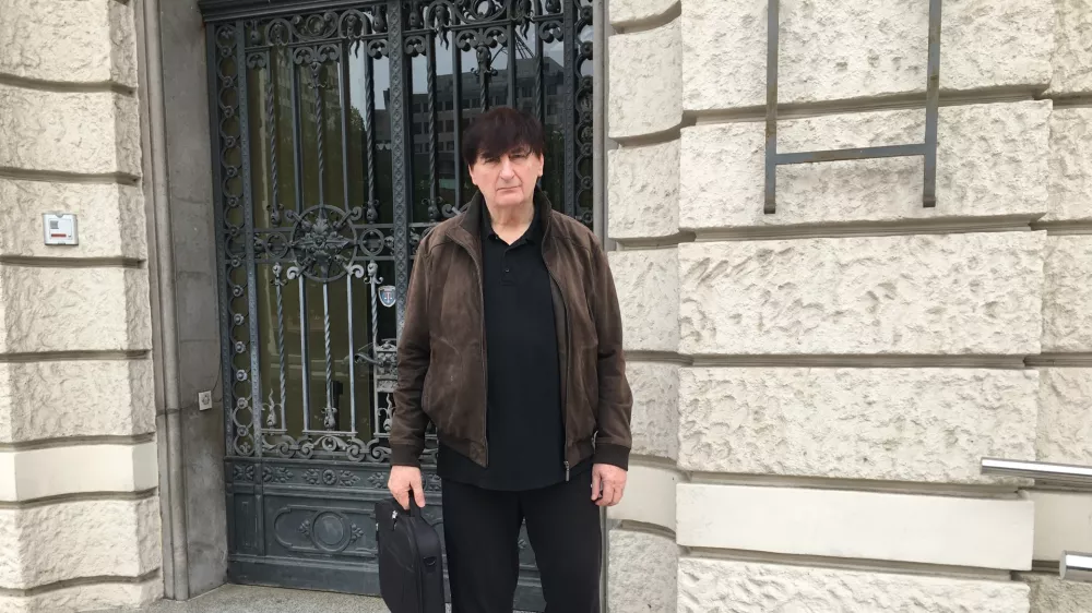 Radovan &Scaron;etina je prepričan, da bi moral biti glavni dobitev, vreden 107,8 milijona evrov, njegov.