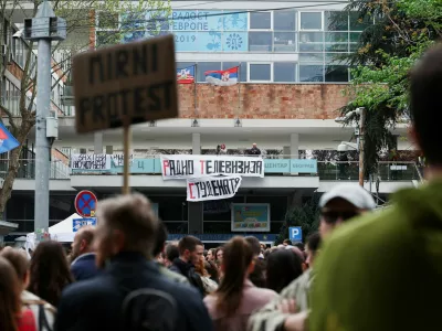 Students block access to the state broadcaster Radio Television of Serbia (RTS), demanding fair and unbiased reporting, in Belgrade, Serbia, April 15, 2025. REUTERS/Zorana Jevtic