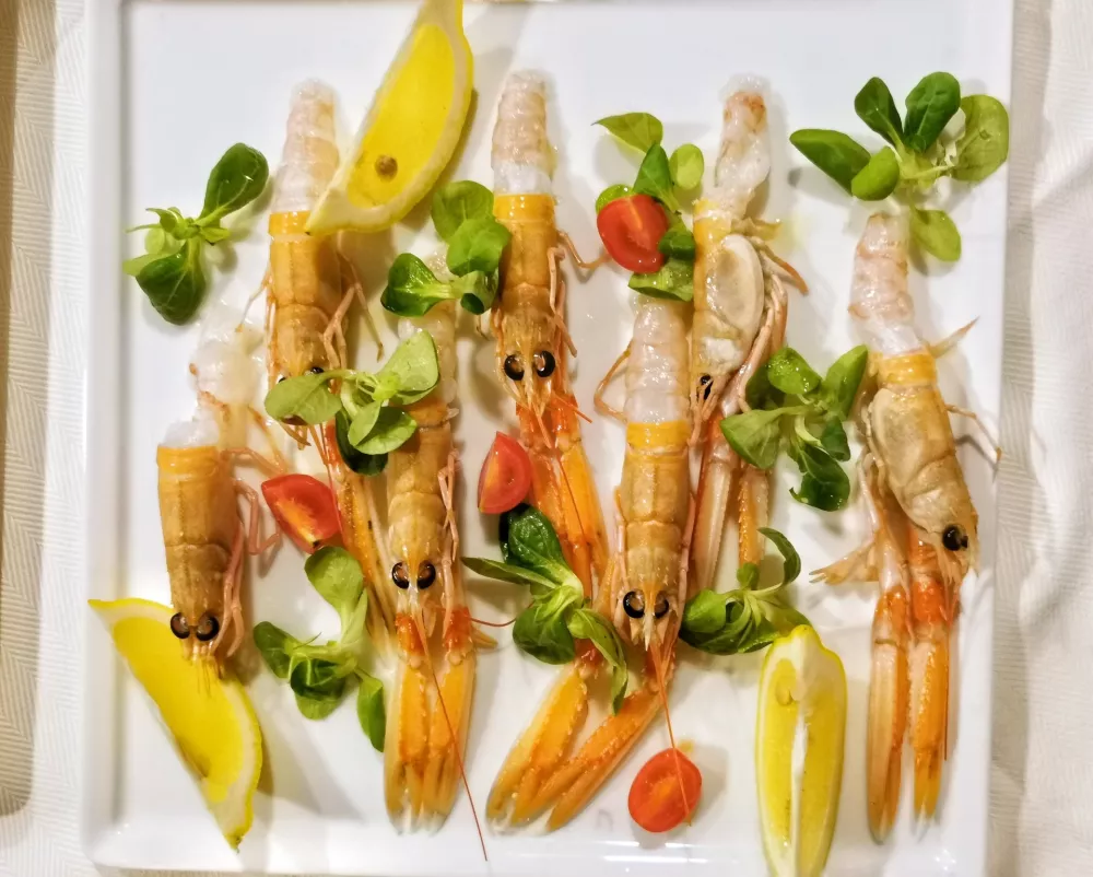 Surovi jadranski &scaron;kampi, Restavracija Salicornia