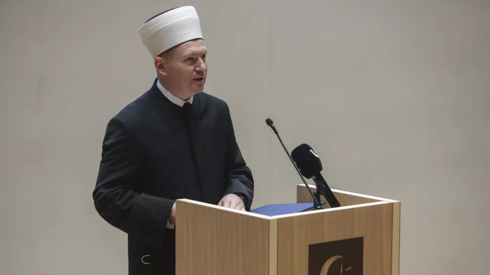 novi mufti Islamske skupnosti Sloveniji mag. Nevzet Porić - 18.03.2022  Muslimanski kulturni center Ljubljana  ljubljanska damija - inavguracija ljubljanskega muftija Nevzeta Porića, //FOTO: Jaka Gasar