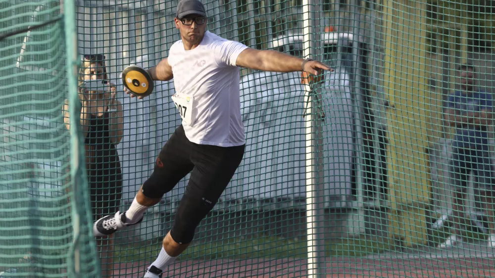 Kristjan Čeh disk9.7.2023 - Atletika - Državno prvenstvo v atletiki Velenje - atletska zveza slovenijeFOTO: Luka Cjuha