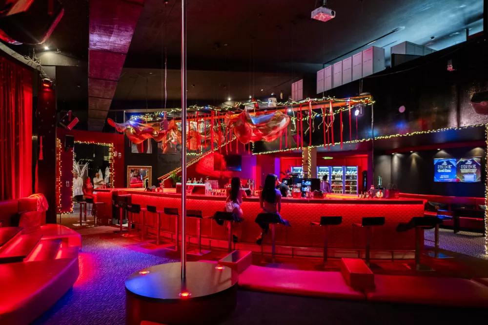 bordelprostitucijajavna hi&scaron;aprostitutkeseksspolne delavke21.04.2025 Wellness za mo&scaron;ke Andiamo, Beljak. FOTO: Nik Erik Neubauer