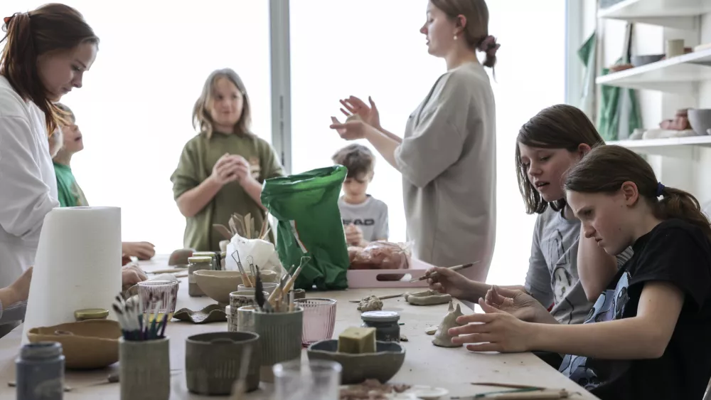 Programi vsebujejo različne ustvarjalne in &scaron;portne aktivnosti. Foto: Jaka Gasar&nbsp;