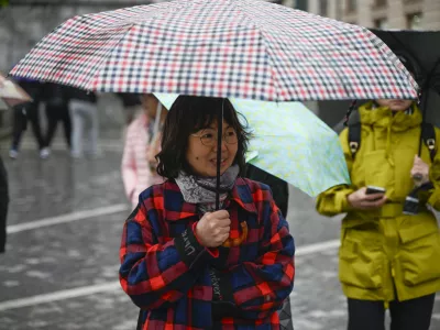 16.04.2024 - deževno vreme v Ljubljani. FOTO: Nik Erik Neubauer