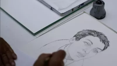 Na zgodbo so nedavno opozorili tudi na Netflixu, kjer so v seriji Nere&scaron;ene skrivnosti posku&scaron;ali najti odgovor. Fotografija je prizor iz promocijskega materiala serije. / Foto: Netflix