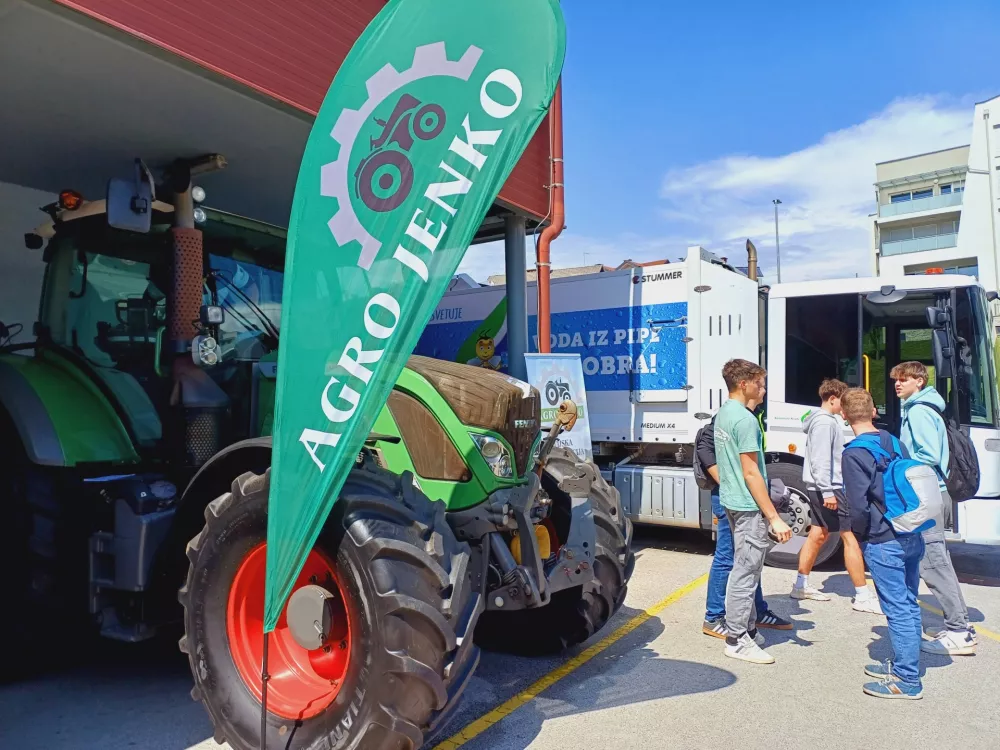 Dogodek je povezal mlade, podjetja ter podporne organizacije in odprl prostor za iskanje kariernih priložnosti.&nbsp;Foto:&nbsp;Tina Jereb