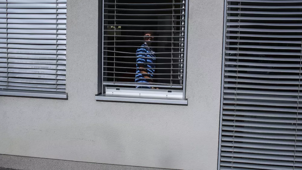 Do možnosti, da bi ob dodatnih zaposlitvah diplomiranih medicinskih sester vpisali dodatne paciente, so bili v zdravstvu doslej zelo zadržani. Tudi tam, kjer so se nanjo odzvali, ni &scaron;lo vse gladko. Foot: Jaka Gasar&nbsp;