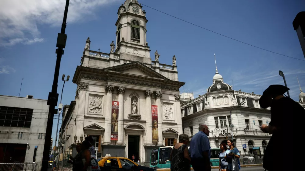 FILE PHOTO: A view shows the Basilica San Jose de Flores, where the Pope Francis, then Cardinal Jorge Bergoglio, once served, in Buenos Aires, Argentina, February 21, 2025. REUTERS/Tomas Cuesta/File Photo / Foto: Tomas Cuesta
