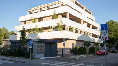 - 10.07. 2017 &ndash; Soseska Rožna dolina v Ljubljani -  //FOTO: Matjaž Ru&scaron;t / Foto: Matjaž Ru&scaron;t