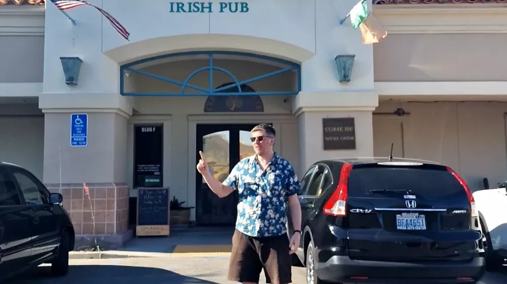 Irec Colm Dalton, ki živi v Londonu, ima cilj obiskati vse irske pube na svetu, tudi v Sloveniji. Foto: osebni arhiv