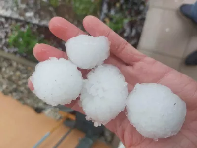 Toča Goričko 4. 5. 2025 Foto: Facebook/Maria Sp&ouml;rk/Skywarn Austria/Meteoinfo Slovenija