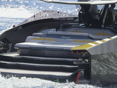 The Lamborghini 63 boat is the result of a collaboration between Lamborghini and Tecnomar. With two V12 MAN engines, each developing 2,000 hp, it is capable of speeds of up to 60 knots. //FRANCOISGLORIESCOM_FRANCOISGLORIESCOM_SIPA.28442/Credit:Francois Glories/SIPA/2409121409,Image: 906970497, License: Rights-managed, Restrictions:, Model Release: no