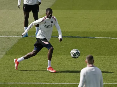 Soccer Football - Champions League - Paris St Germain Training - Paris St Germain Training Centre, Poissy, France - May 6, 2025 Paris St Germain's Ousmane Dembele during training REUTERS/Benoit Tessier