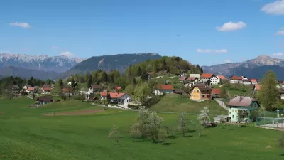 Vas &Scaron;ebrelje, pod katero so na&scaron;li pi&scaron;čal. Foto: Nata&scaron;a Bucik Ozebek