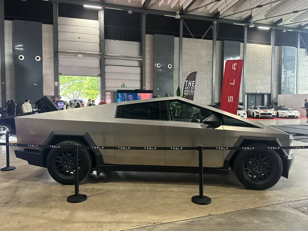 Tesla cybertruck. / Foto: Matjaž Terzič