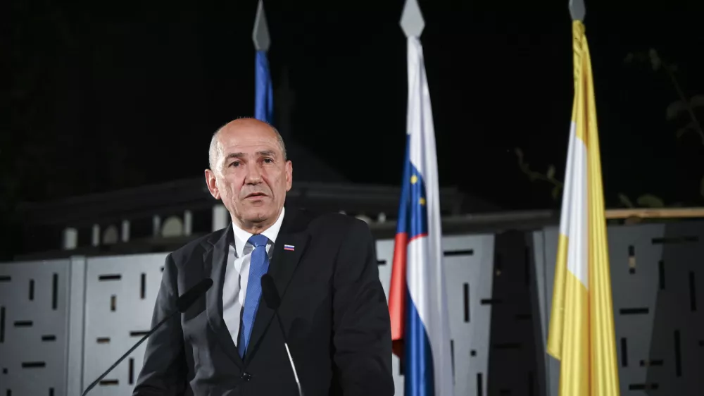 Janez Jan&scaron;a09.06.2024 - Evropske volitve 2024 - Volitve poslancev v Evropski parlament - sedež stranke SDS (Slovenska demokrtska stranka) //FOTO: Nik Erik Neubauer