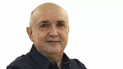 Darijan Ko&scaron;ir- Redakcija Dnevnik 2024 - portreti za komentarje in kolumne - kolumnisti - komentatorji &ndash; novinarji - portret //FOTO: Luka Cjuha