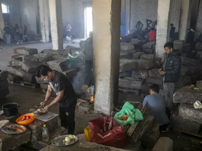 Največ incidentov z begunci se je zgodilo na trža&scaron;kem območju. Foto: Luka Cjuha