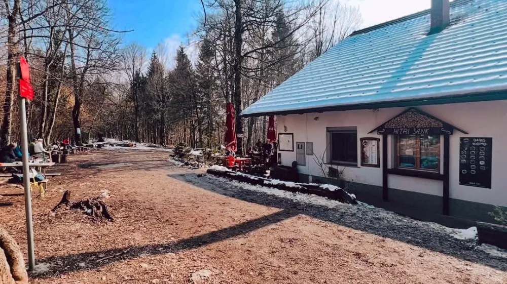 Planinski dom Ra&scaron;i&scaron;ke čete bo zaživel z novim, medgeneracijskim programom. Uredili bodo tudi spalne kapacitete. Foto: Facebook
