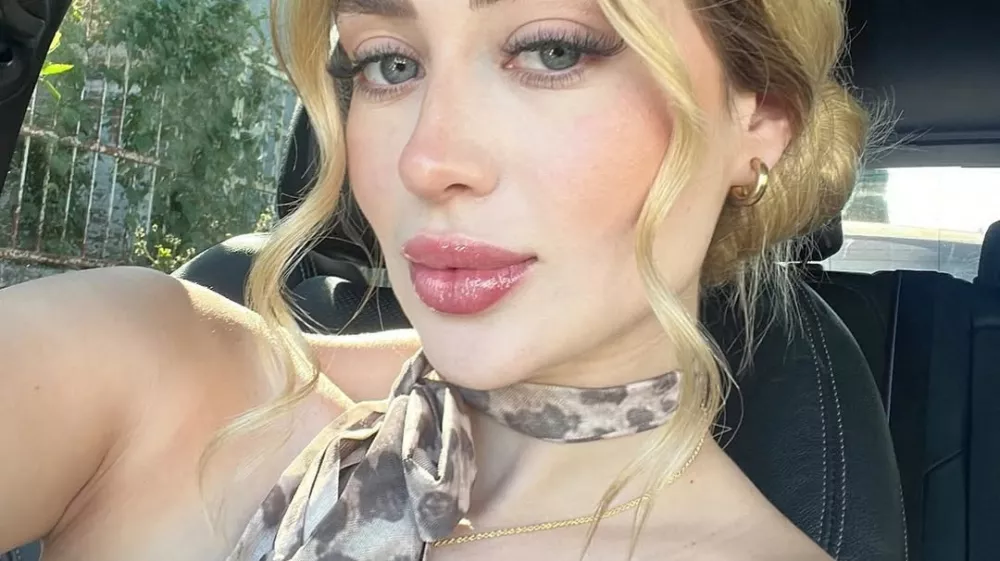 Mexican social media influencer, Valeria Marquez, 23, who was brazenly shot to death during a TikTok livestream in the beauty salon where she worked in the city of Zapopan, looks on in this picture obtained from social media. @v___marquez/via Instagram/via REUTERS THIS IMAGE HAS BEEN SUPPLIED BY A THIRD PARTY. MANDATORY CREDIT. NO RESALES. NO ARCHIVES.