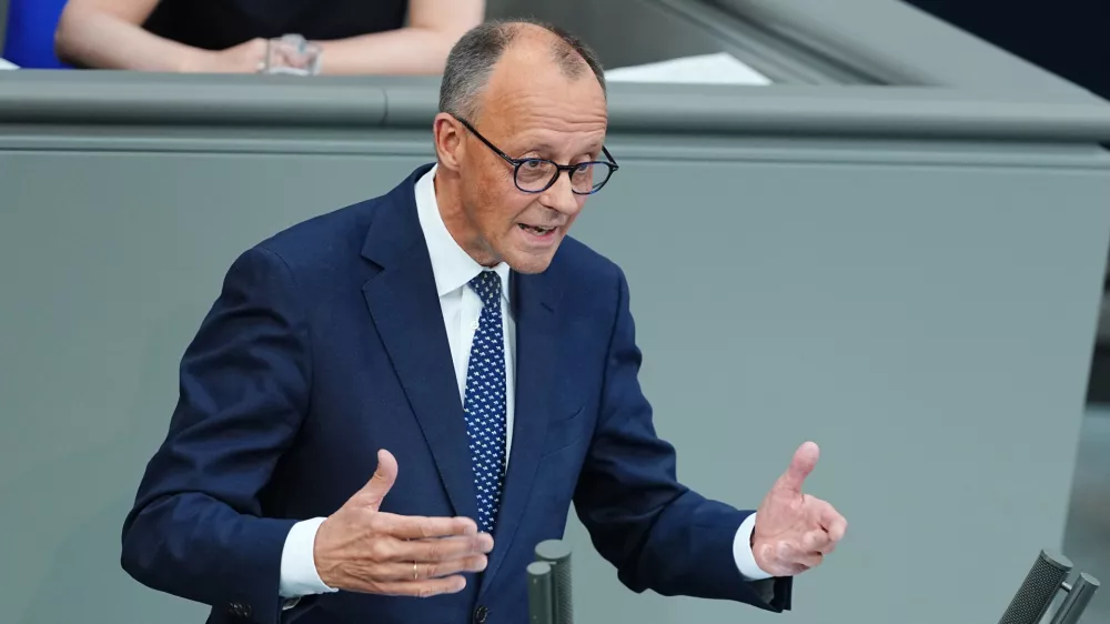 14 May 2025, Berlin: German Chancellor Friedrich Merz speaks during his government statement in the plenary session of the Bundestag. Photo: Kay Nietfeld/dpa