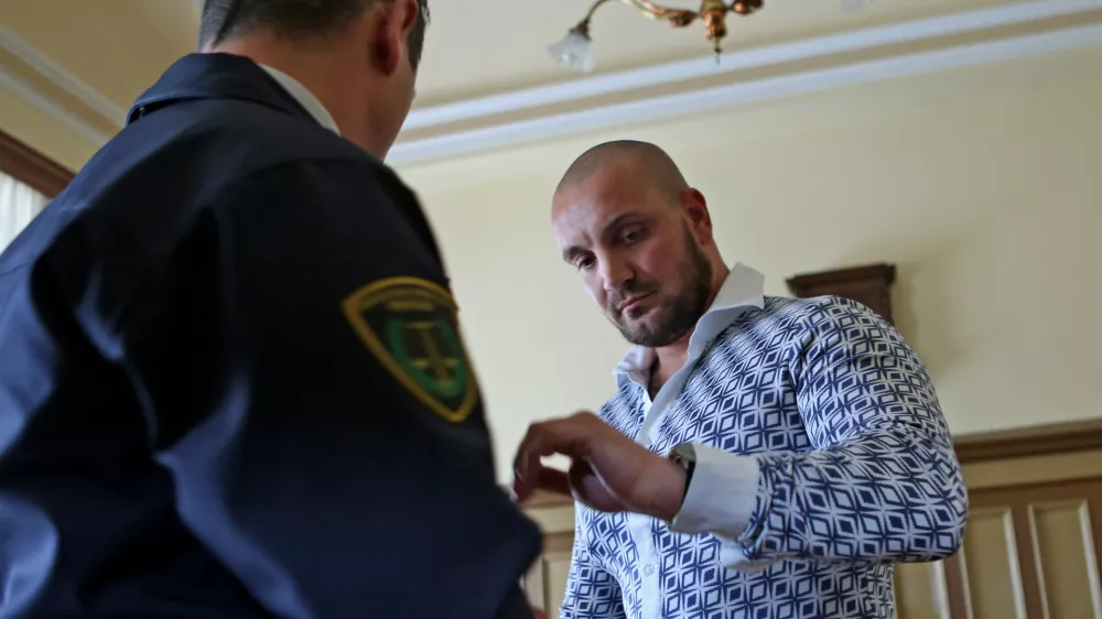 Mervan &Scaron;ljivar- 30.05.2016 - sojenje - predobravnavni narok za Mervana &Scaron;ljivarja in Fadila Ferhatovića, obtožena poskusa uboja in povzročitve hude po&scaron;kodbe//FOTO: Tomaž Skale